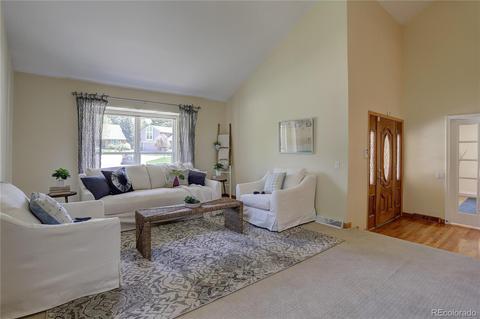 8751 E Kettle Cir, Centennial, CO 80112 photo 1