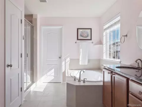 Bath - 22902 E Chenango Ave, Aurora, CO 80015 photo 4 of 5