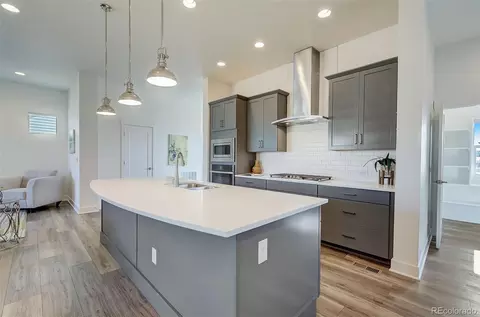 Kitchen - 21433 E 59th Pl, Aurora, CO 80019 photo 3 of 4