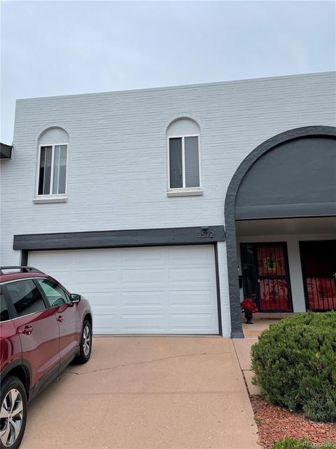 3572 S Ivanhoe St, Denver, CO 80237 photo 1