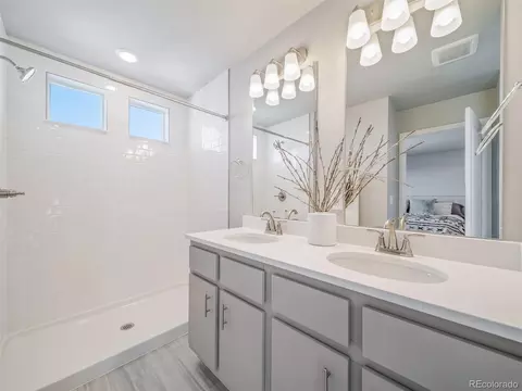 21841 E 38th Pl, Aurora, CO 80019 photo 18
