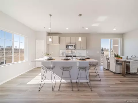 21841 E 38th Pl, Aurora, CO 80019 photo 6