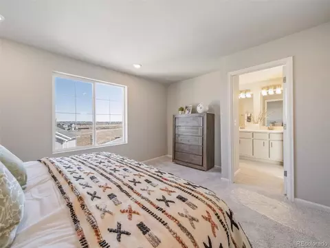 21841 E 38th Pl, Aurora, CO 80019 photo 16