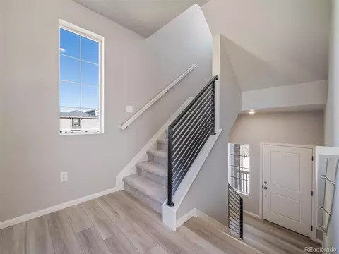 21841 E 38th Pl, Aurora, CO 80019 photo 13