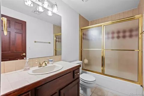 Bath - 16476 E Powers Pl, Centennial, CO 80015 photo 6 of 6