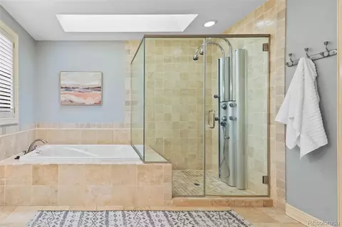 Bath - 16476 E Powers Pl, Centennial, CO 80015 photo 4 of 6