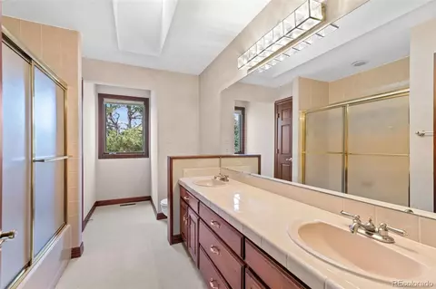 Bath - 16476 E Powers Pl, Centennial, CO 80015 photo 5 of 6