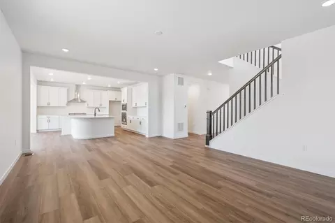 25344 E Warren Pl, Aurora, CO 80018 photo 6