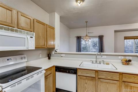 12253 E 2nd Dr, Aurora, CO 80011 photo 14