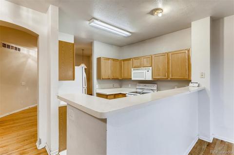 12253 E 2nd Dr, Aurora, CO 80011 photo 9