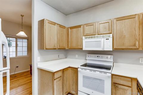 12253 E 2nd Dr, Aurora, CO 80011 photo 10