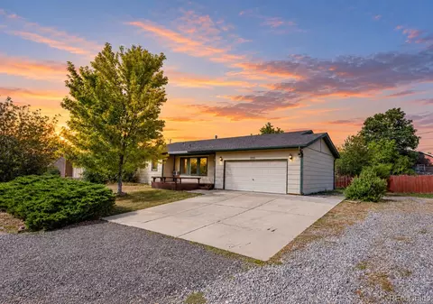 8905 S Brentwood St, Littleton, CO 80128