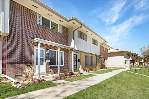 610 S Xenon Ct, Lakewood, CO 80228
