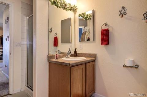 23963 E 2nd Dr, Aurora, CO 80018 photo 7
