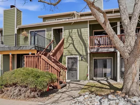 540 S Forest St #3-201, Denver, CO 80246