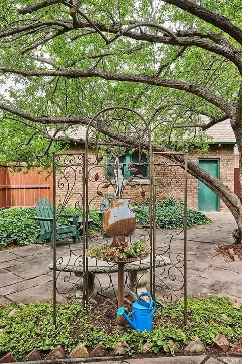 2201 Cherry St, Denver, CO 80207 photo 35