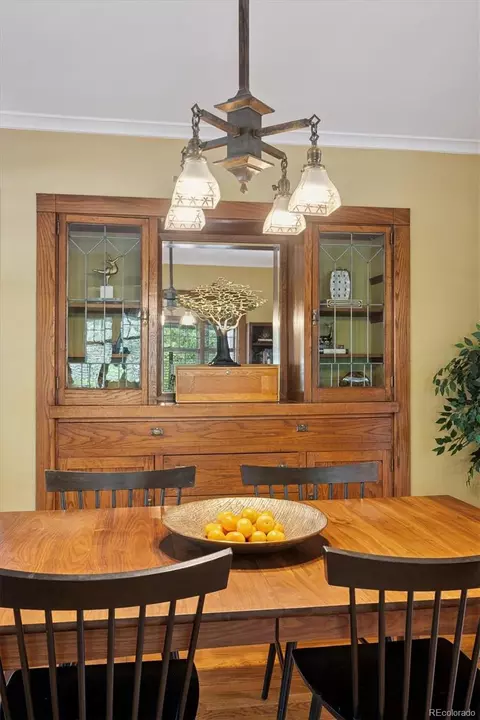 2201 Cherry St, Denver, CO 80207 photo 9