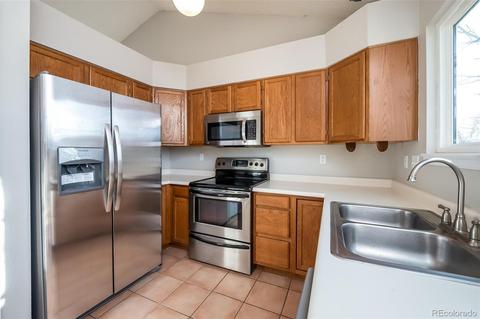6501 Devinney Ct, Arvada, CO 80004 photo 3