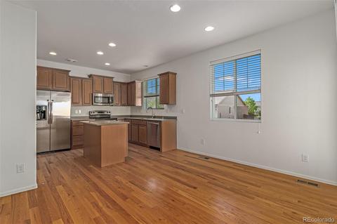 25931 E 3rd Pl, Aurora, CO 80018 photo 3