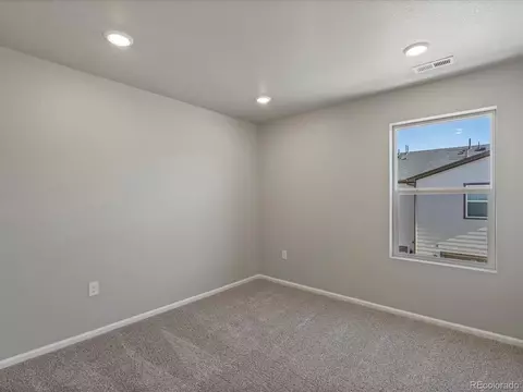 22261 E 7th Pl, Aurora, CO 80018 photo 13