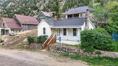 Exterior - 906 Main St, Georgetown, CO 80444 photo 3 of 8