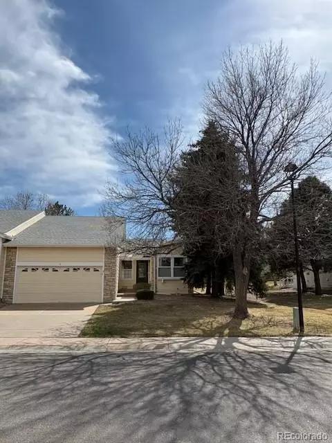 4 Shetland Ct, Highlands Ranch, CO 80130