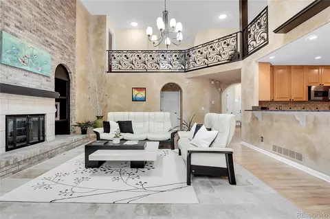 9628 E Maplewood Cir, Greenwood Village, CO 80111