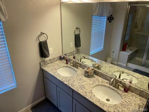 15554 E 47th Dr, Denver, CO 80239 photo 8