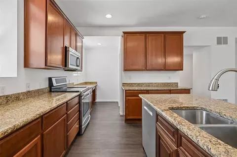 Kitchen - 9520 Halstead Ln, Lone Tree, CO 80124 photo 3 of 4