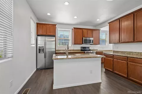 Kitchen - 9520 Halstead Ln, Lone Tree, CO 80124 photo 2 of 4