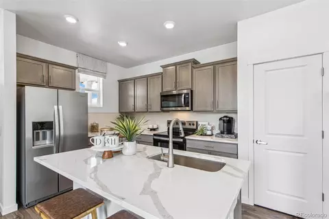 22504 E 6th Pl, Aurora, CO 80018 photo 12