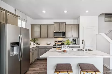 22504 E 6th Pl, Aurora, CO 80018 photo 11