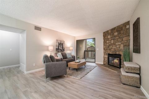 220 Wright St #203, Lakewood, CO 80228 photo 2