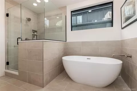 Bath - 2184 King St, Denver, CO 80211 photo 4 of 6