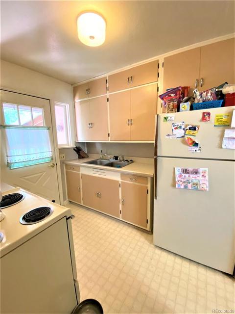 320 S White Ave, Rangely, CO 81648 photo 6