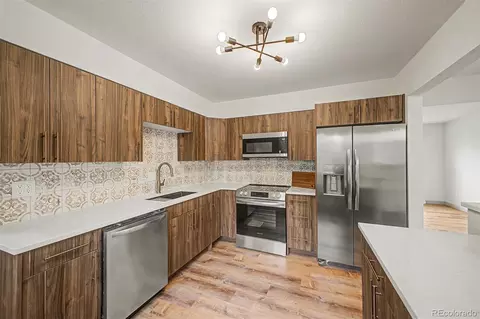 5011 S Meade St, Littleton, CO 80123
