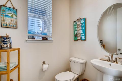 26326 E Canal Pl, Aurora, CO 80018 photo 8