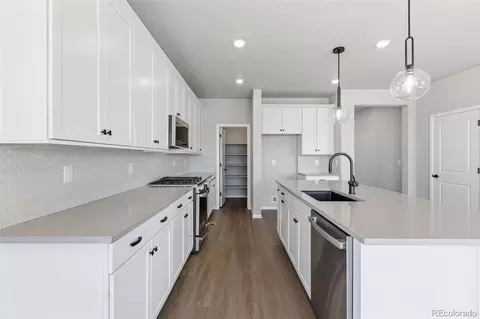 Kitchen - 24382 E Atlantic Dr, Aurora, CO 80016 photo 3 of 3