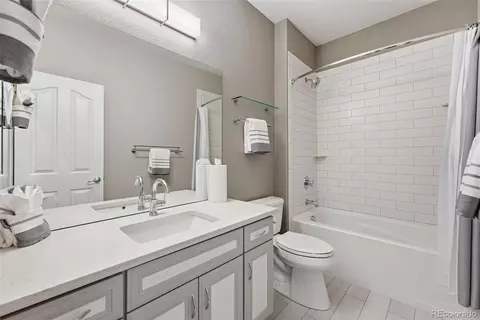 Bath - 6552 S Millbrook Way, Aurora, CO 80016 photo 6 of 6