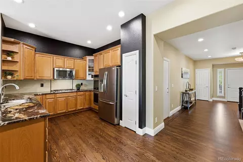 Entry Way - 6552 S Millbrook Way, Aurora, CO 80016 photo 3 of 3