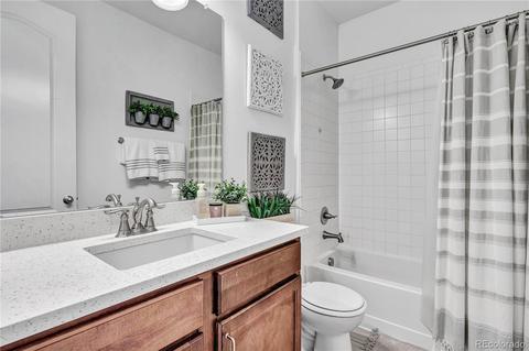 25600 E Maple Pl, Aurora, CO 80018 photo 6