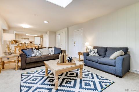 6802 E Ithaca Pl, Denver, CO 80237 photo 5