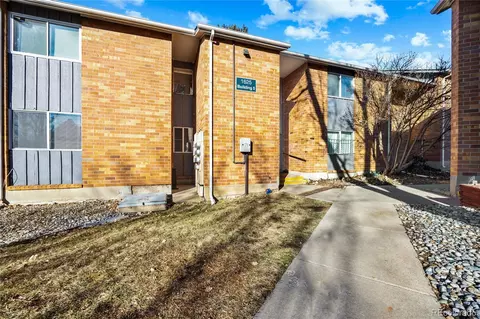 1625 N Murray Blvd #204, Colorado Springs, CO 80915