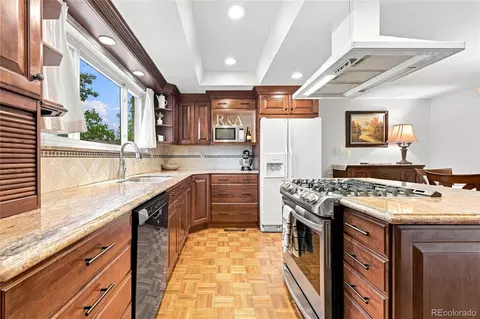 12890 E Kansas Pl, Aurora, CO 80012