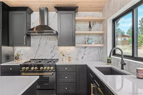 Kitchen - 542 Conifer Dr, Bailey, CO 80421 photo 5 of 6