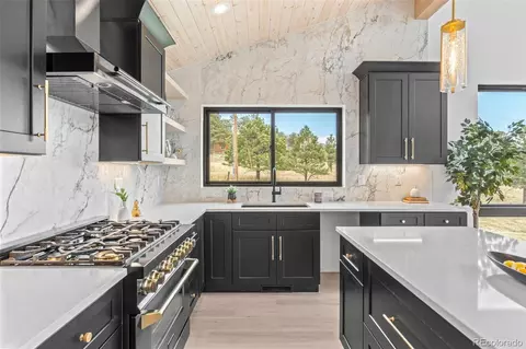 Kitchen - 542 Conifer Dr, Bailey, CO 80421 photo 3 of 6