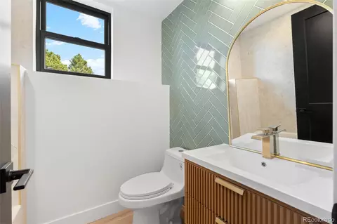 Bath - 542 Conifer Dr, Bailey, CO 80421 photo 4 of 5