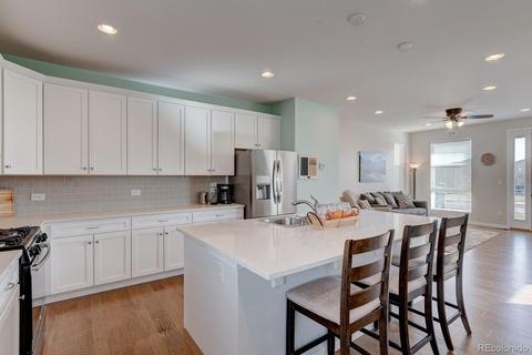 15702 E Broncos Pl, Centennial, CO 80112 photo 11