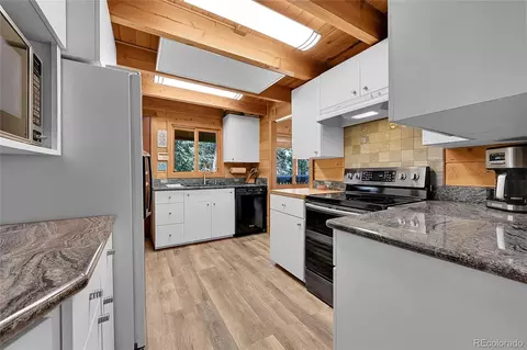 Kitchen - 8585 S Doubleheader Ranch Rd, Morrison, CO 80465 photo 2 of 2