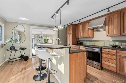 Kitchen - 2025 Eudora St, Denver, CO 80207 photo 6 of 6